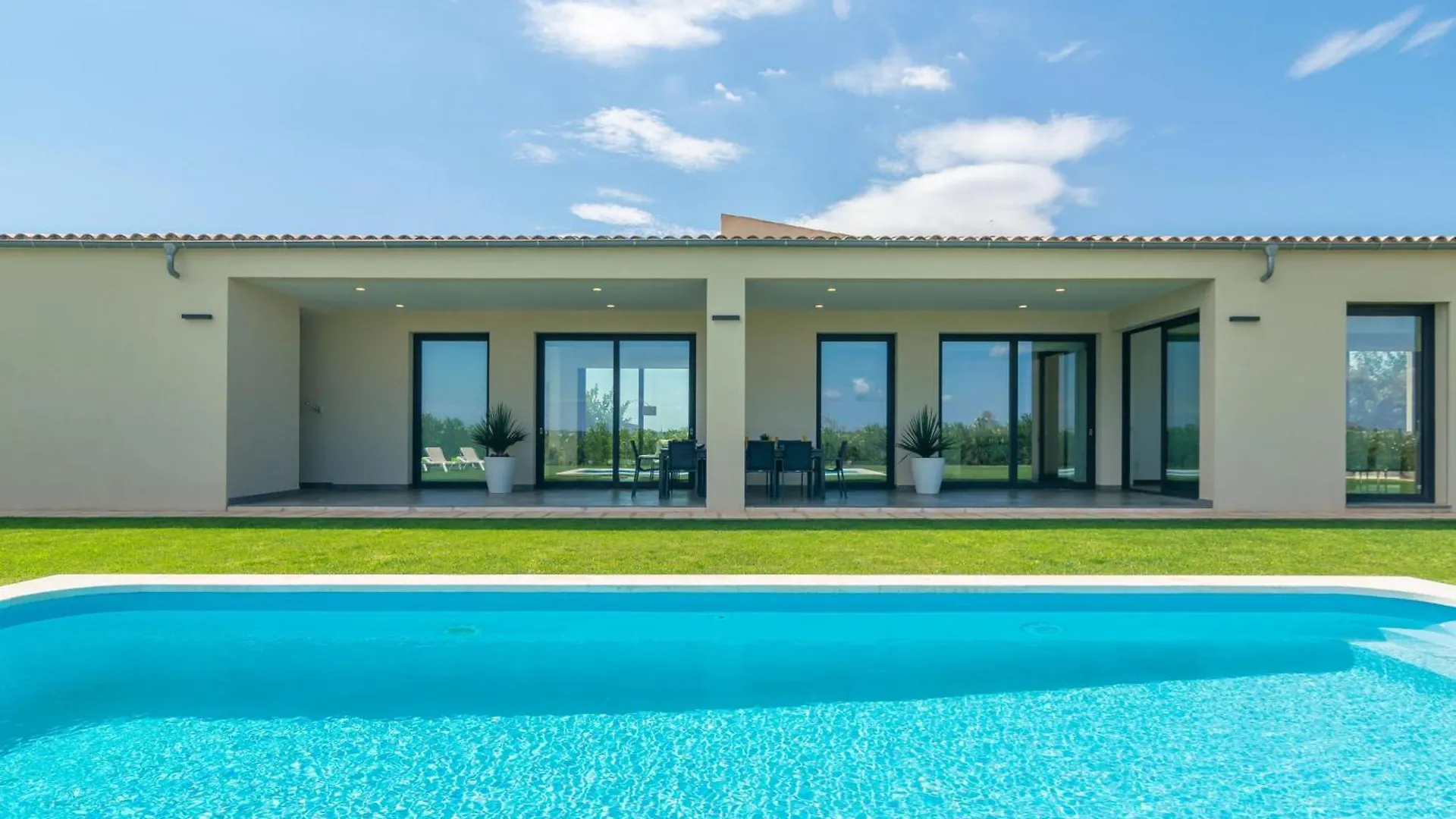 Villa Son Sastre -Figuerola- Muro 0*,  Spagna